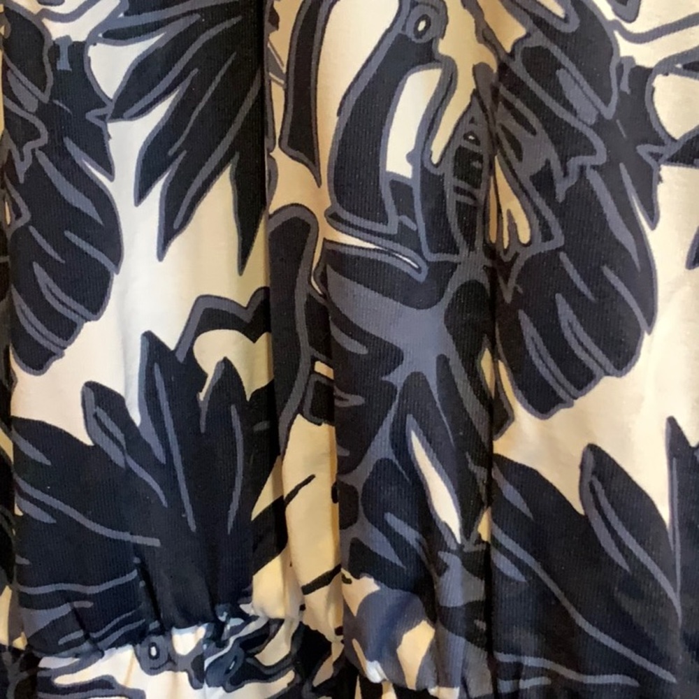 Southern Tide Navy and White Floral full length jumpsuit - Picture 4 of 6
